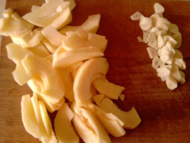 Pangasius na jablkách so skorými zemiakmi ( fotorecept ) - obrázok 2