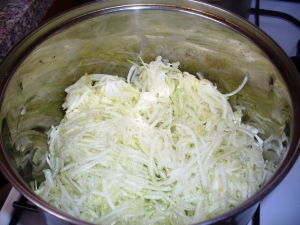 Tekvicový prívarok s mäsom a zemiakmi (fotorecept) - obrázok 3