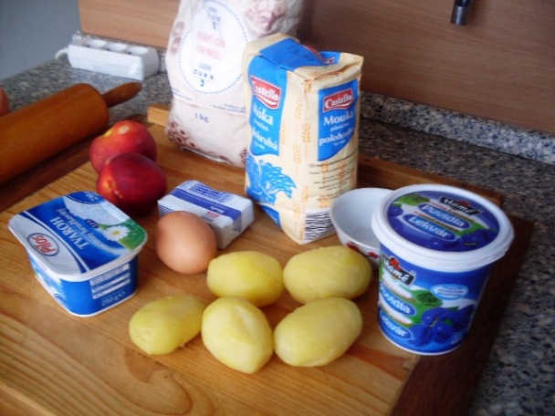 Pirôžky so slivkovým lekvárom a tvarohom (fotorecept) - obrázok 1