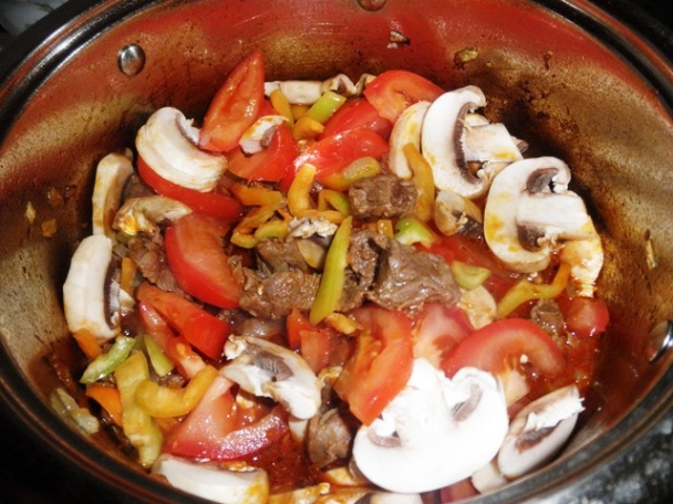 Hovädzie na zelenine, tarhoňa (fotorecept) - obrázok 6