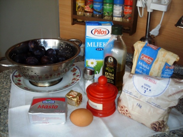 Slivkový koláč s mrveničkou (fotorecept) - obrázok 1