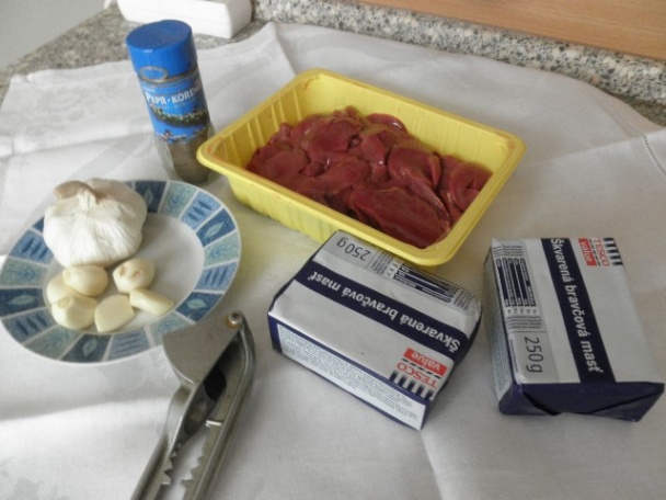 Kuracia pečeň zaliata v bravčovej masti (fotorecept) - obrázok 1