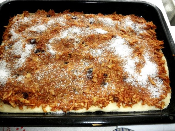 Jablčník s orechami a čokoládou (fotorecept) - obrázok 6