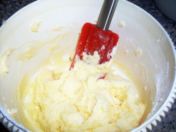 Vrstvená mandľová štóla (fotorecept) - obrázok 4