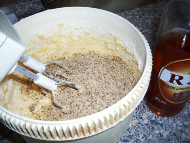 Vrstvená mandľová štóla (fotorecept) - obrázok 6