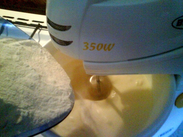 Pudingový koláč so smotanou (fotorecept) - obrázok 6