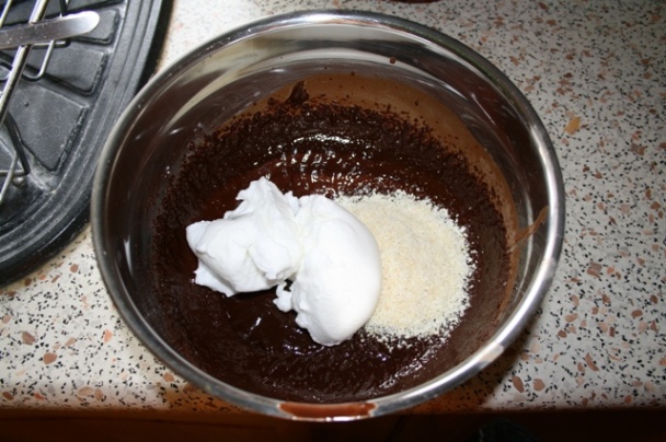 Torta Slastná smrť inšpirovaná Agathou Christie / DELICIOUS DEATH inspired by AGATHA CHRISTIE  - obrázok 3