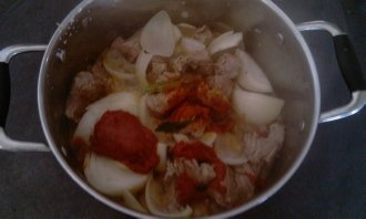 Jahňací guláš s knedličkami  (fotorecept) - obrázok 2