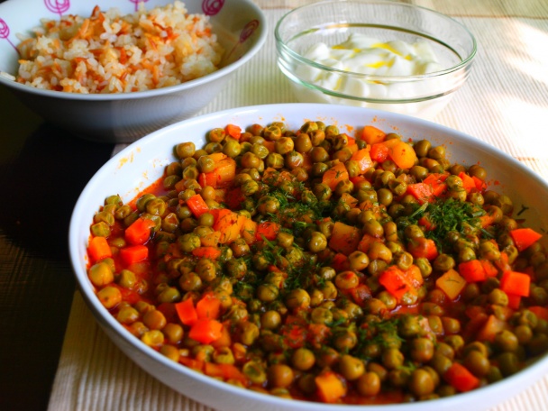 Zeytinyağlı bezelye (Hrášok v olivovom oleji) - obrázok 4