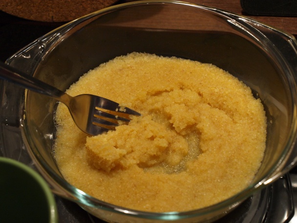 Yoğurtlu köfte - Bulgurové guličky v jogurtovej omáčke s cícerom a mäsom (fotorecept) - obrázok 1