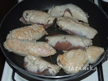 Morčacie závitky s jablkovo-chrenovou omáčkou (fotorecept) - obrázok 3