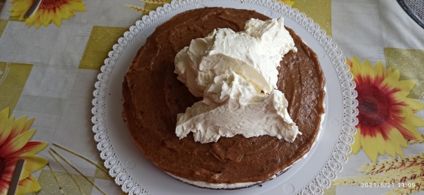 Čokoládová torta s tvarohovým krémom a datľami (fotorecept) - obrázok 6