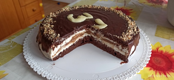 Čokoládová torta s tvarohovým krémom a datľami (fotorecept) - obrázok 10