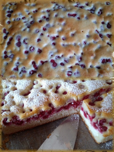 Hrnčekový koláč s tvarohom a čerstvými lesnými malinami (fotorecept) - obrázok 4