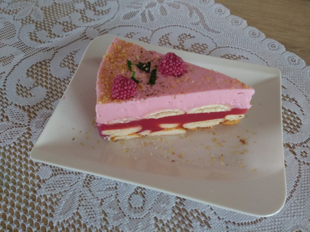 Nepečená malinová želé torta - obrázok 4