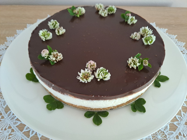 Tvarohový cheesecake s čokopolevou - obrázok 3