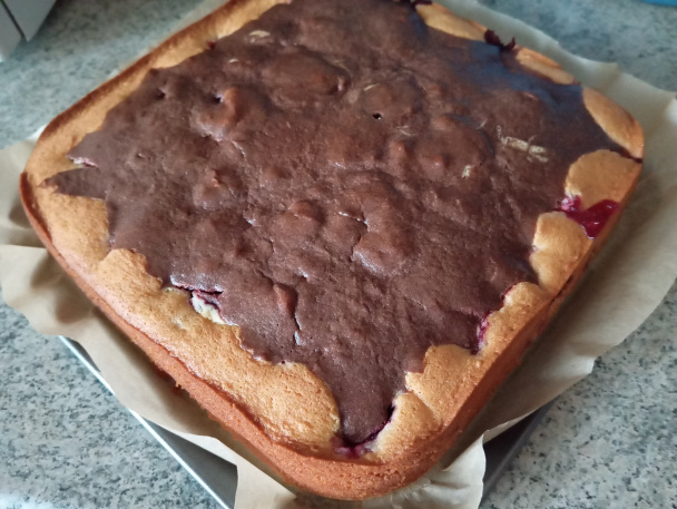 Strakatý slivkový koláč - obrázok 2