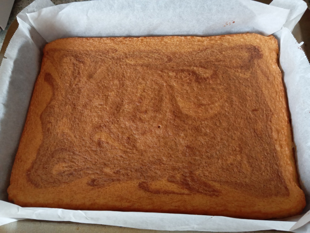 Strakatý jablčník s pudingom a čokoládou (fotorecept) - obrázok 3