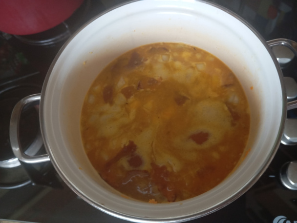 Chlebová polievka so zeleninou a sušenými hríbmi - obrázok 3