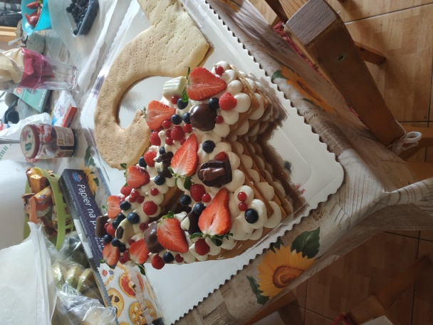 Number Cake z medových plátov  - obrázok 3