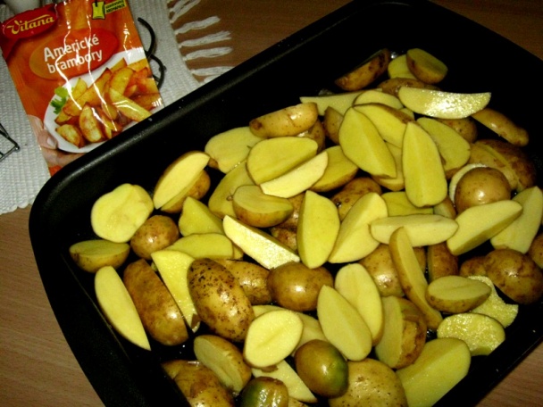 Kuracie krídelká zapekané so skorými zemiačkami na americký spôsob (fotorecept) - obrázok 2