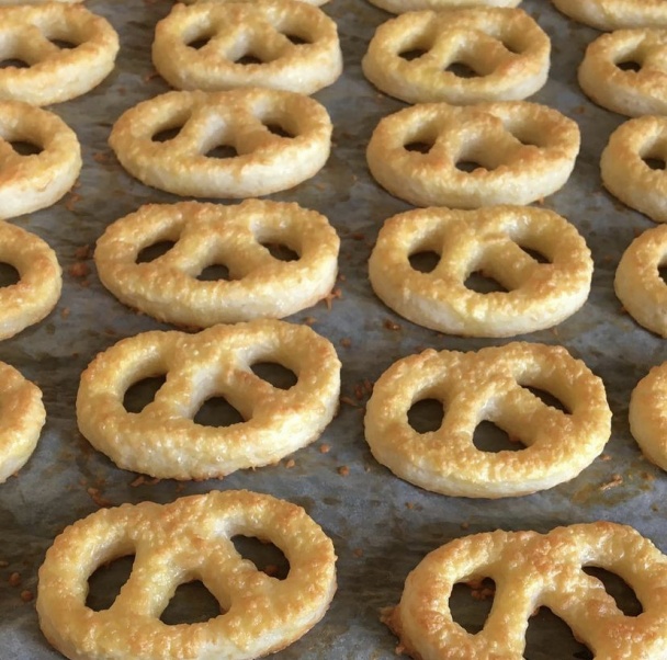 Slané syrové praclíky - obrázok 4