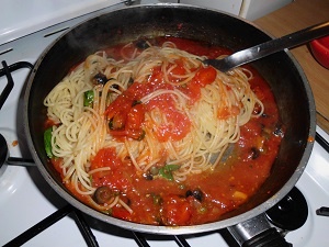 Spaghetti alla puttanesca - obrázok 2