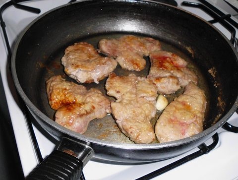 Bravčové medailóniky s kaparami (fotorecept) - obrázok 4