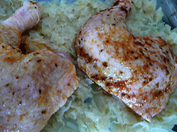 Kuracie stehná na kyslej kapuste (fotorecept) - obrázok 3