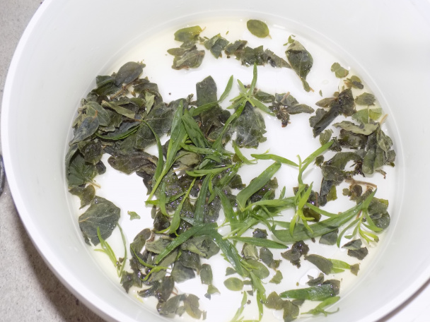 Kuracie stehná na bylinkách (fotorecept) - obrázok 1