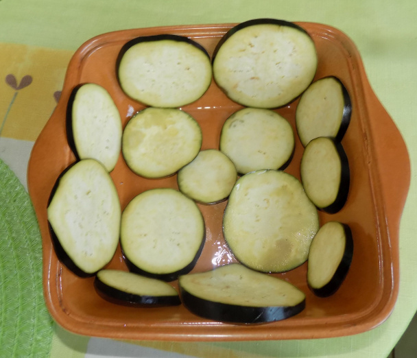 Baklažánový pekáč s tarhoňou (fotorecept) - obrázok 4