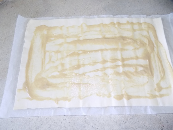 Závin s červenou cibuľou (fotorecept) - obrázok 1