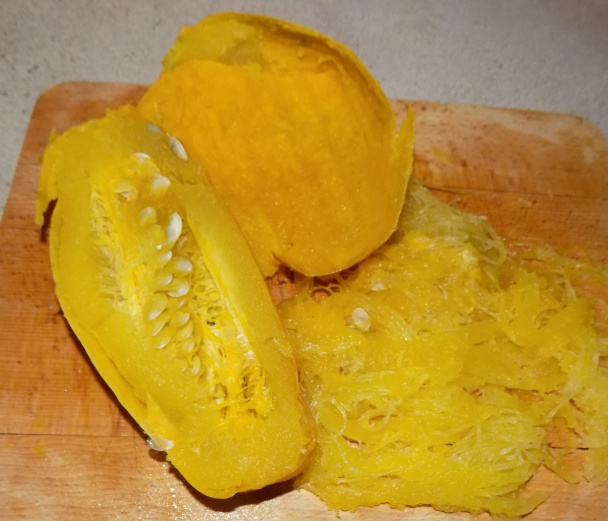 Špagetová tekvica s kuracím mäsom (fotorecept) - obrázok 1