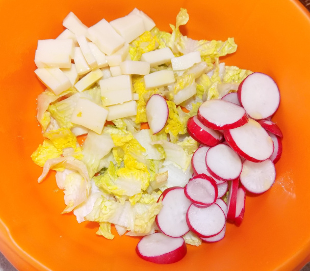 Zeleninový šalát s rybičkami (fotorecept) - obrázok 2