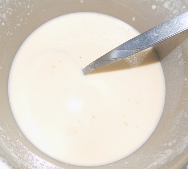 Palacinky s arašidovým maslom a javorovým sirupom (fotorecept) - obrázok 1