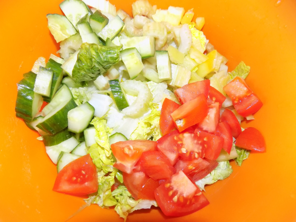 Zeleninový šalát s chrenom (fotorecept) - obrázok 3