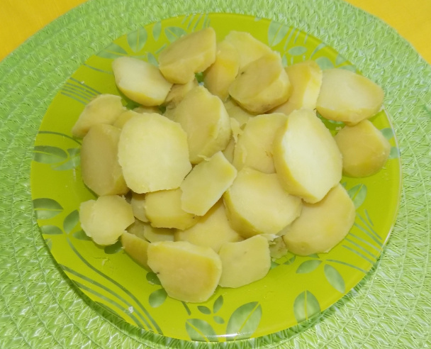 Paprikové zemiaky ako príloha (fotorecept) - obrázok 1