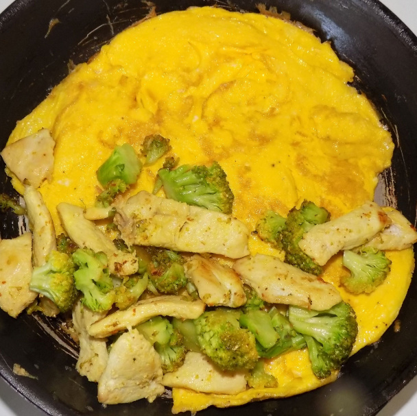 Omeleta s brokolicou a kuracím mäsom (fotorecept) - obrázok 6