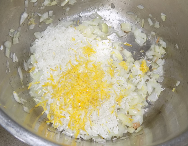 Ryžová polievka so špargľou a hráškom (fotorecept) - obrázok 3