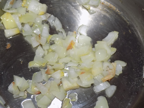 Horné kuracie stehná na zelenine so šafranom (fotorecept) - obrázok 3