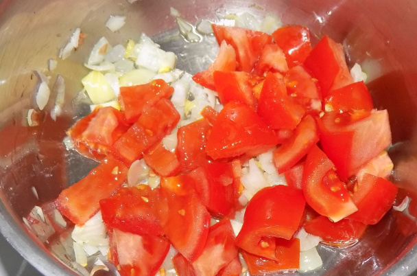 Horné kuracie stehná na zelenine so šafranom (fotorecept) - obrázok 4