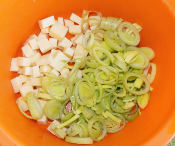 Pórový šalát so šunkou (fotorecept) - obrázok 1