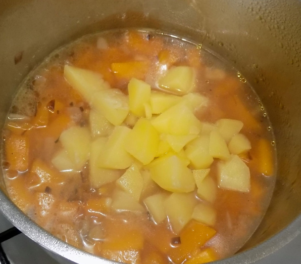 Tekvicová/dyňová polievka s cviklou (fotorecept) - obrázok 5