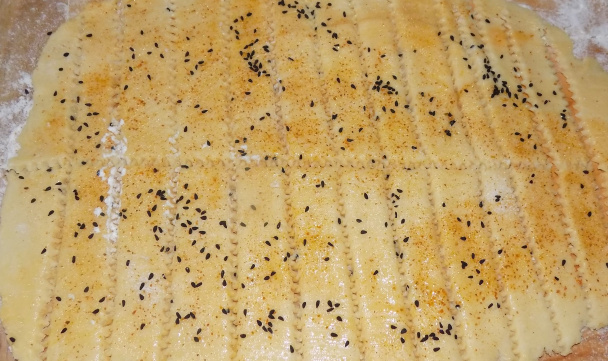 Slané tyčinky s kurkumou (fotorecept) - obrázok 3