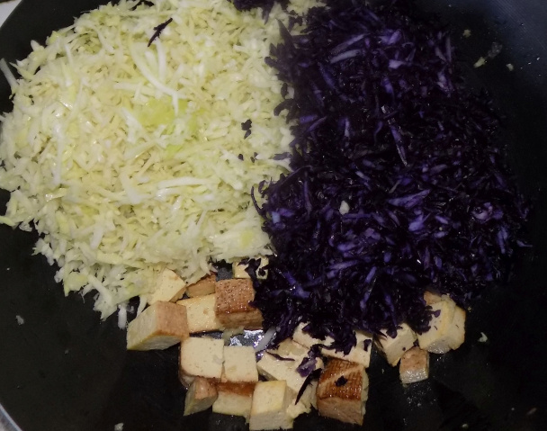 Kapusta s vlašskými orechmi a tofu (fotorecept) - obrázok 4