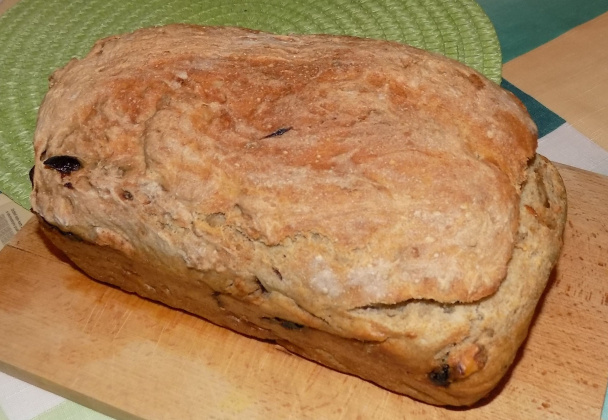 Chlieb so sušenými slivkami (fotorecept) - obrázok 4