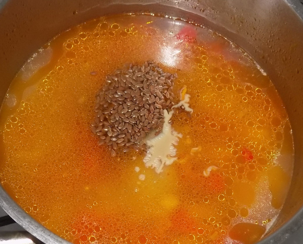 Cícerová polievka s paprikou a tahini (fotorecept) - obrázok 4