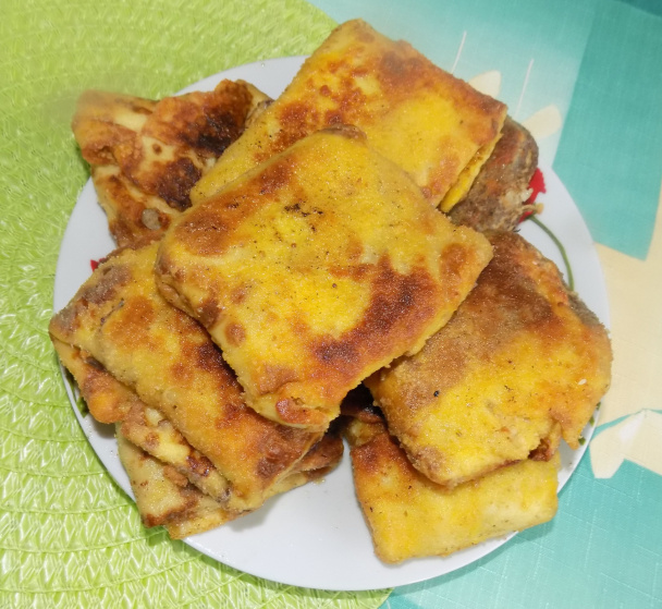 Vyprážané palacinky plnené kyslou kapustou a šampiňónmi (fotorecept) - obrázok 7