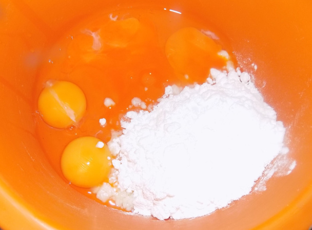 Jablkový koláč s orechovým a lístkovým cestom (fotorecept) - obrázok 3