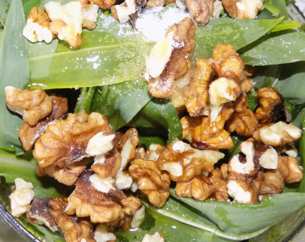 Pesto z medvedieho cesnaku s orechami (fotorecept) - obrázok 1